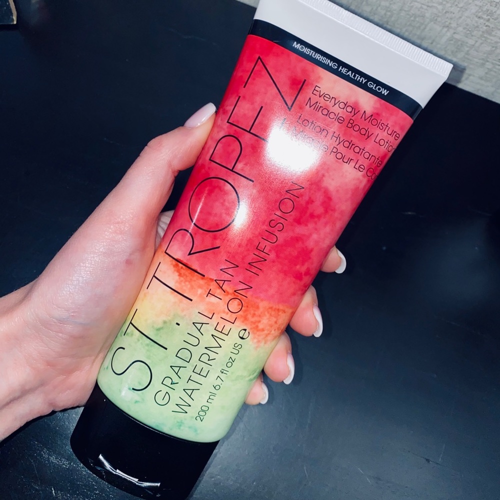 St. Tropez Gradual Tan Watermelon Body Lotion
